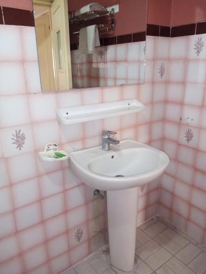 Hotel Aswan Oujda Eksteriør billede