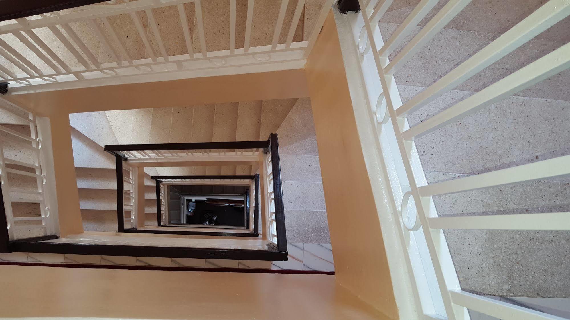 Hotel Aswan Oujda Eksteriør billede